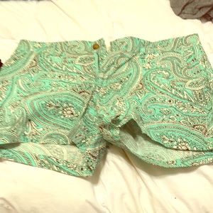 Cute old navy Summer paisley shorts